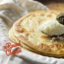 شباتي جبن حلوم و زعتر